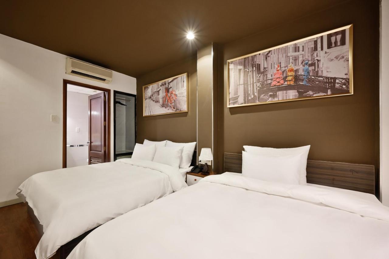 The Noble Swan Hotel New World Хошимин Екстериор снимка