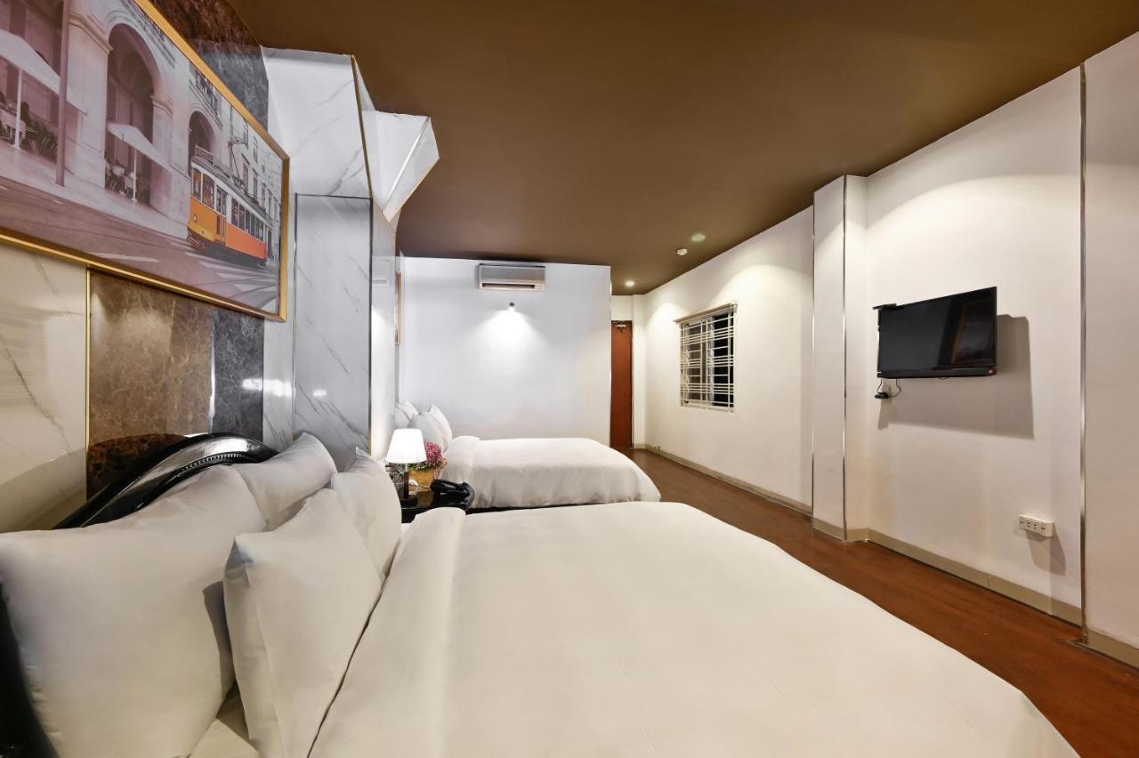 The Noble Swan Hotel New World Хошимин Екстериор снимка