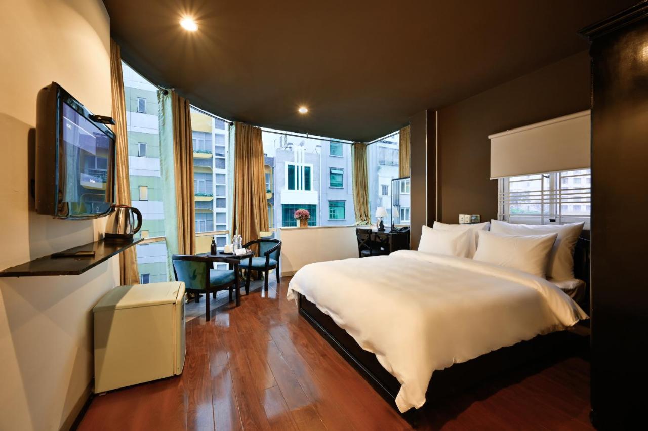 The Noble Swan Hotel New World Хошимин Екстериор снимка