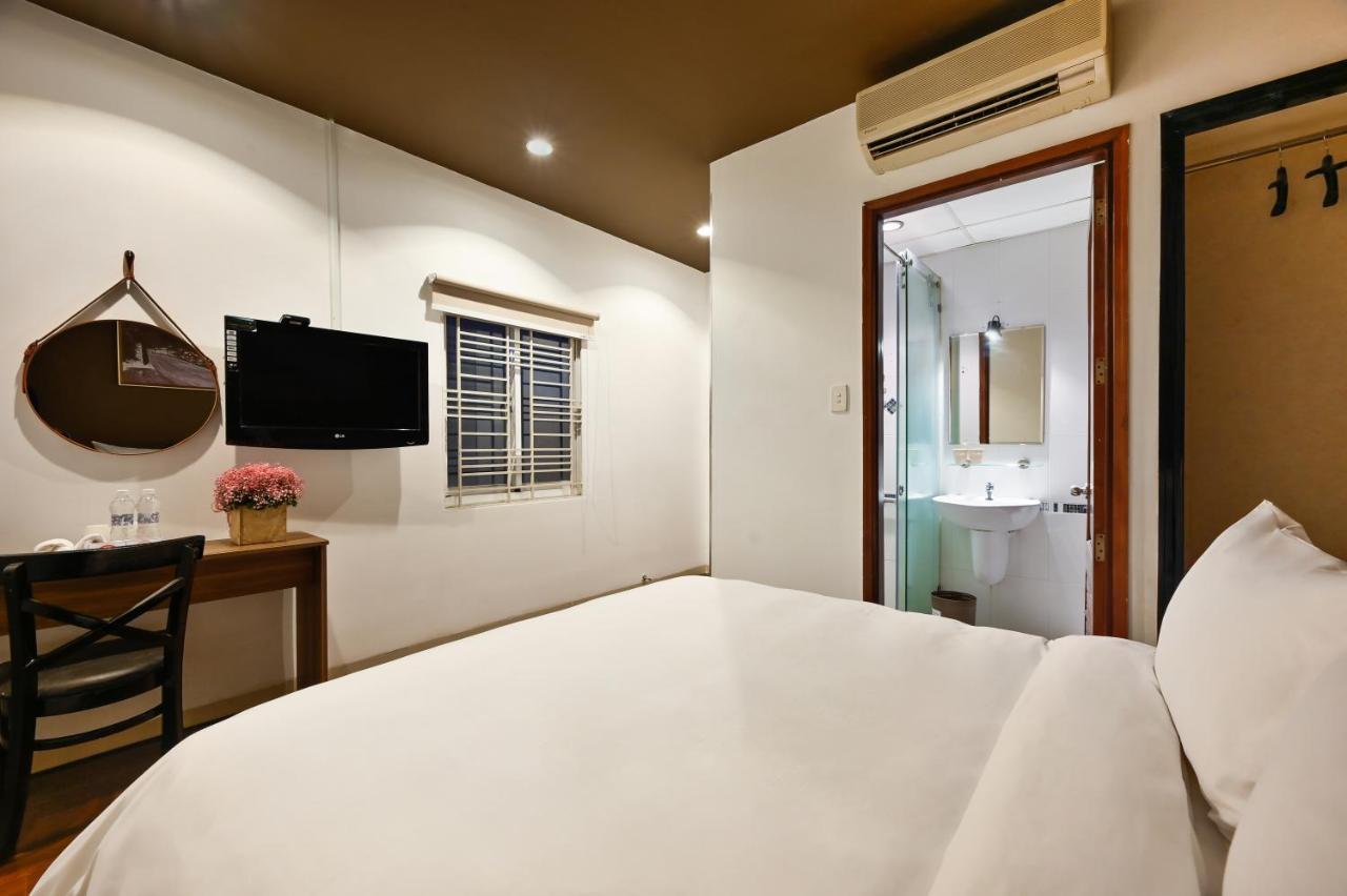 The Noble Swan Hotel New World Хошимин Екстериор снимка